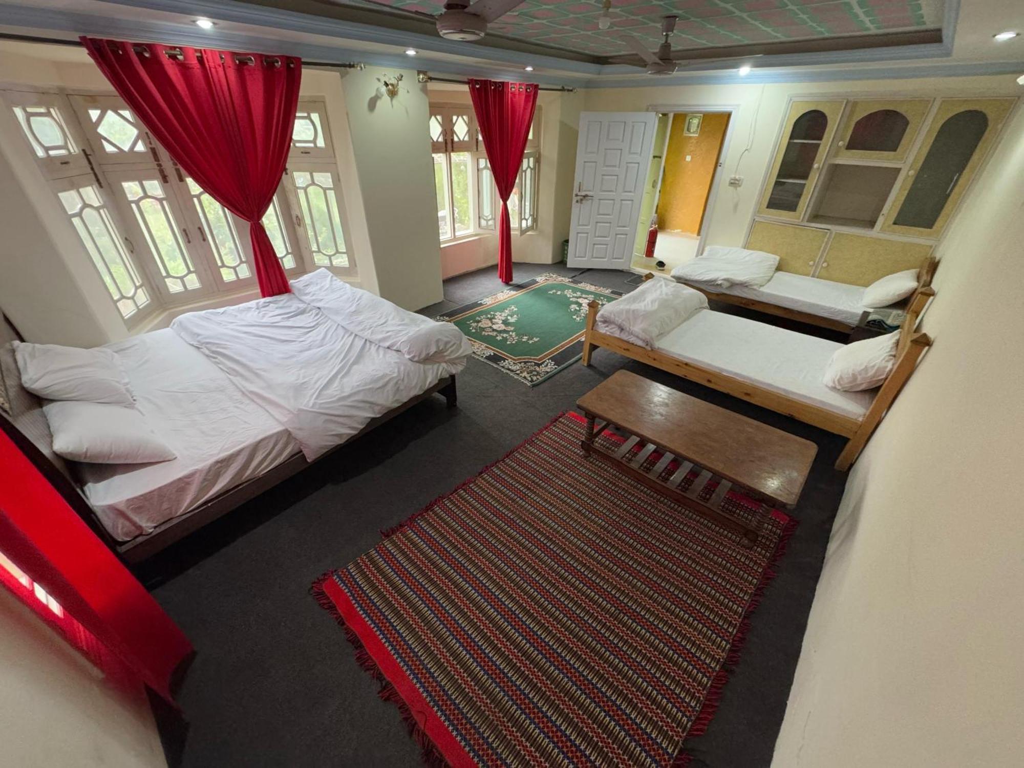Golden Ibex Resort Skardu Zewnętrze zdjęcie